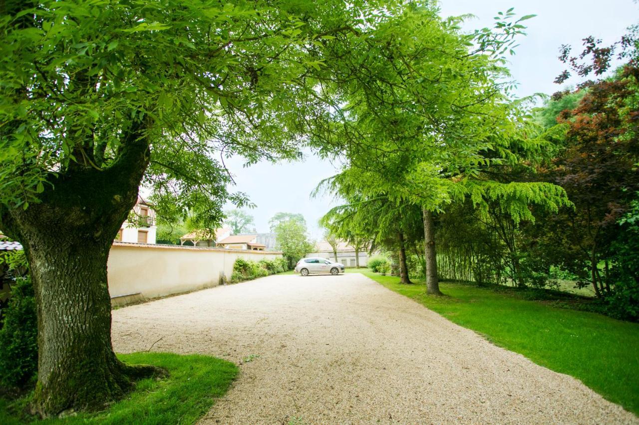 Chambres D'Hotes La Bergerie De L'Aqueduc Houx エクステリア 写真